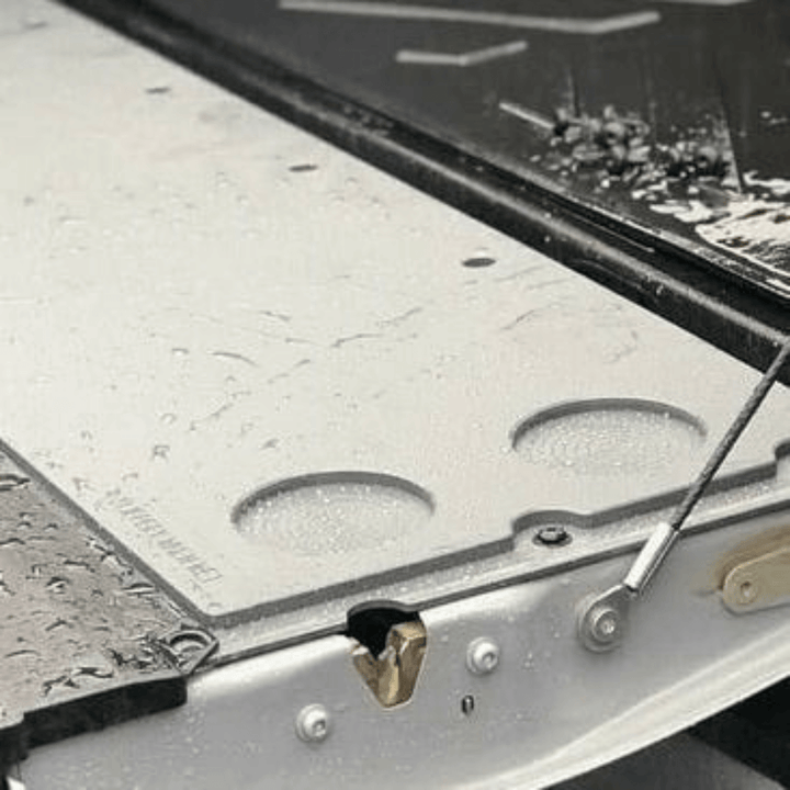 1995-2004 Toyota Tacoma Mountain Hatch Tailgate Table
