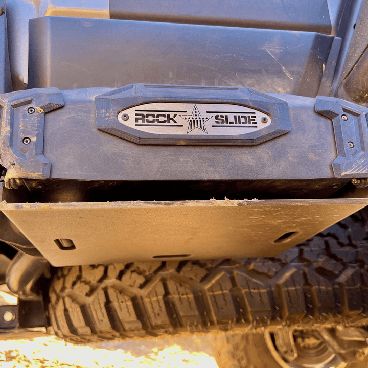 2016-2023 Toyota Tacoma R-Step 9 Inch Truck Bed Step | Standard Cab