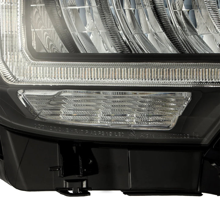 2016-2023 Toyota Tacoma LUXX-Series LED Crystal Headlights