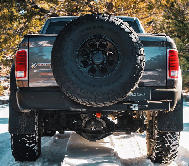 UltraSwing® Mega-Fit Spare Tire Hitch Mount