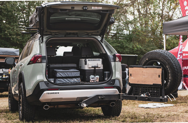 UltraSwing™ Multi-Fit Spare Tire Hitch Mount