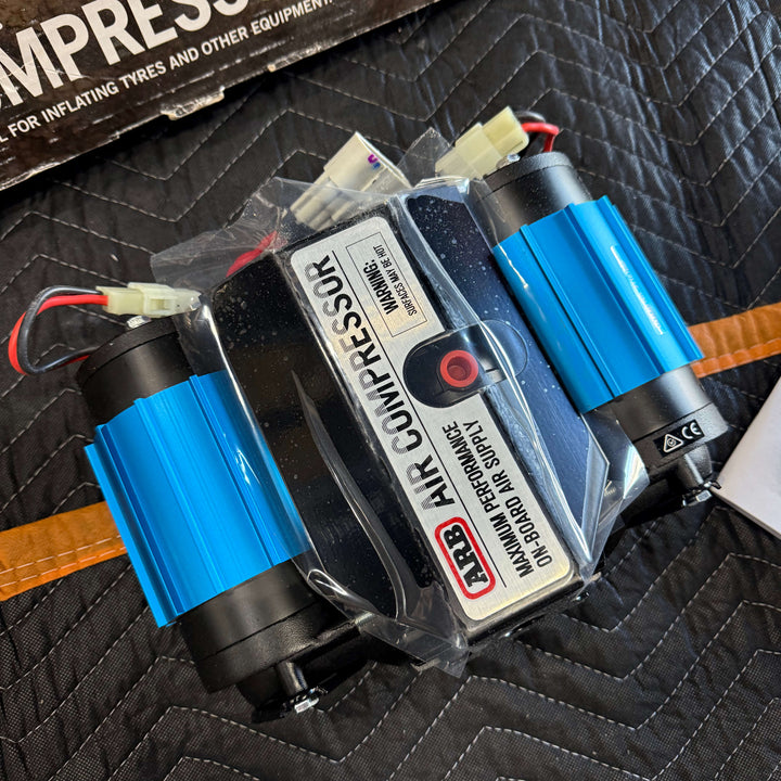 [OPEN BOX] ARB Twin Air Compressor + Expedition Essentials Bedside Compressor Mount