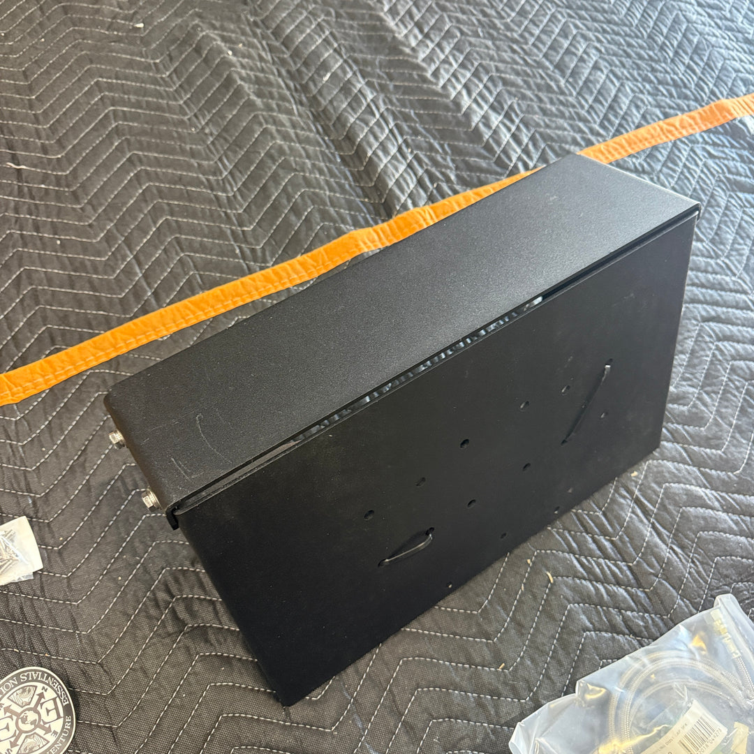 [OPEN BOX] ARB Twin Air Compressor + Expedition Essentials Bedside Compressor Mount