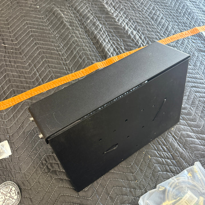 [OPEN BOX] ARB Twin Air Compressor + Expedition Essentials Bedside Compressor Mount