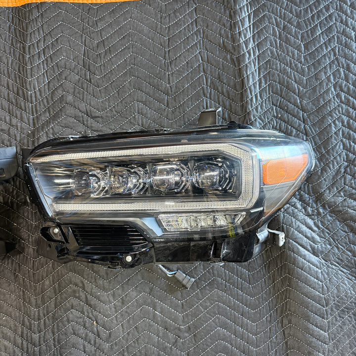 [OPEN BOX] NOVA-Series LED Projector Headlights | Amber/Clear DRL Fits 2016-2023 Toyota Tacoma