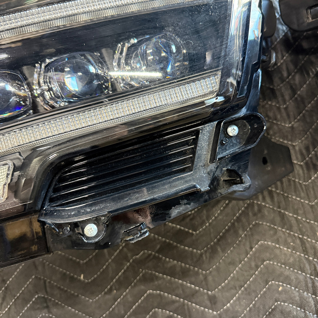 [OPEN BOX] NOVA-Series LED Projector Headlights | Amber/Clear DRL Fits 2016-2023 Toyota Tacoma