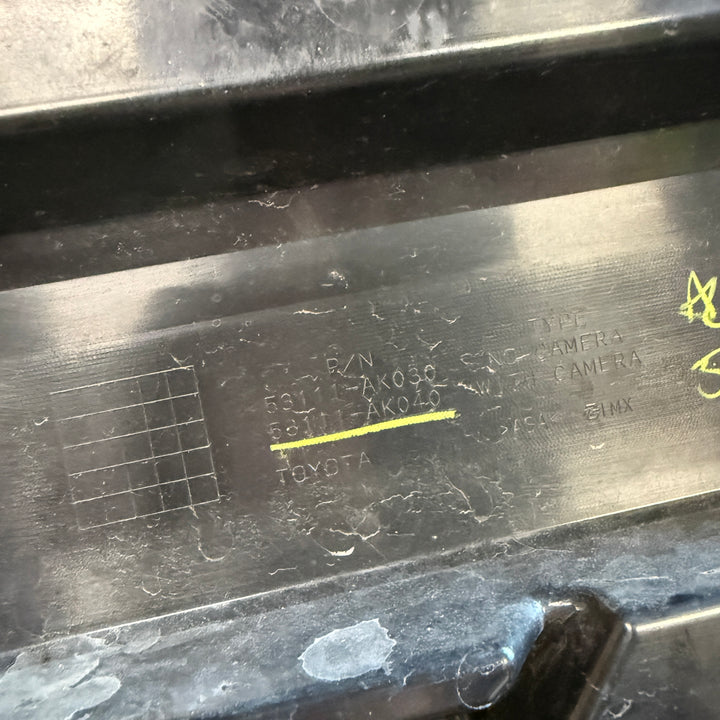 [OPEN BOX] 2024+ Toyota Tacoma OEM Grille