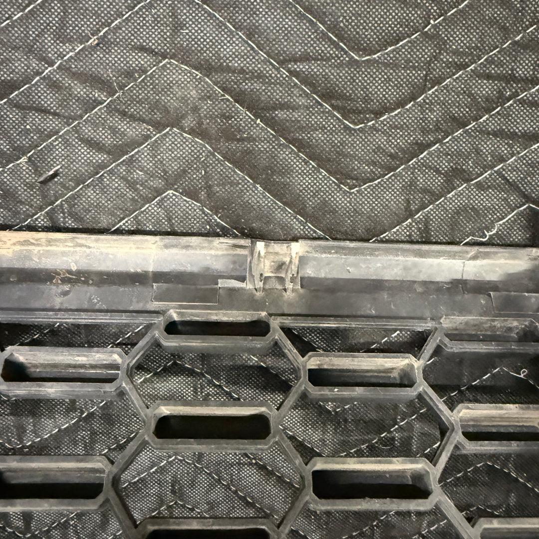 [OPEN BOX] 2016-2023 Toyota Tacoma TRD Pro Style Grille - Matte Black
