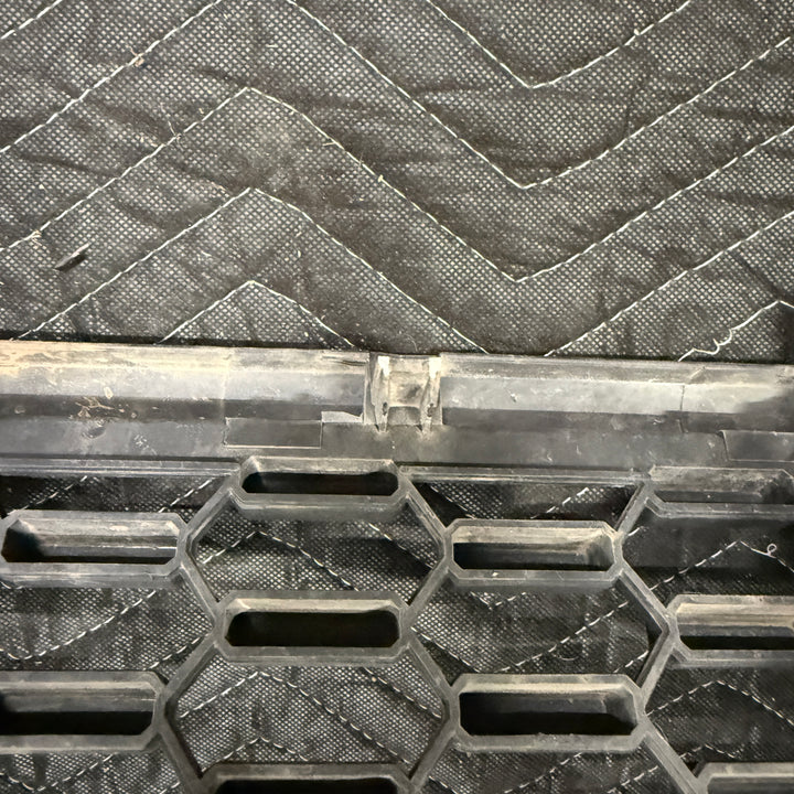 [OPEN BOX] 2016-2023 Toyota Tacoma TRD Pro Style Grille - Matte Black