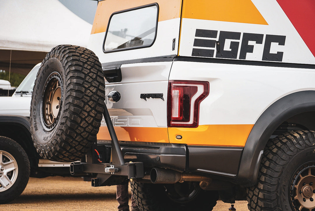 UltraSwing™ Multi-Fit Spare Tire Hitch Mount
