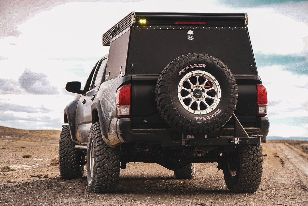 UltraSwing™ Multi-Fit Spare Tire Hitch Mount