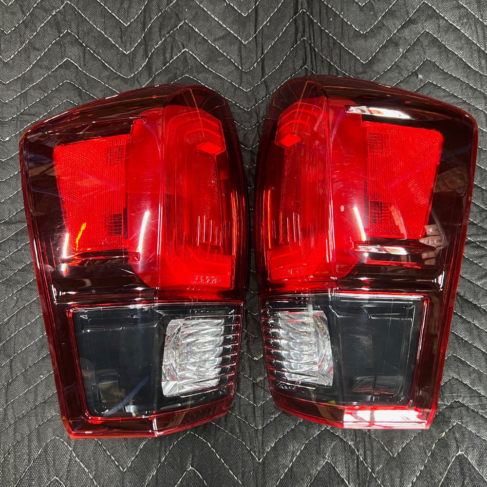 [OPEN BOX] Toyota Tacoma OEM Tail Lights