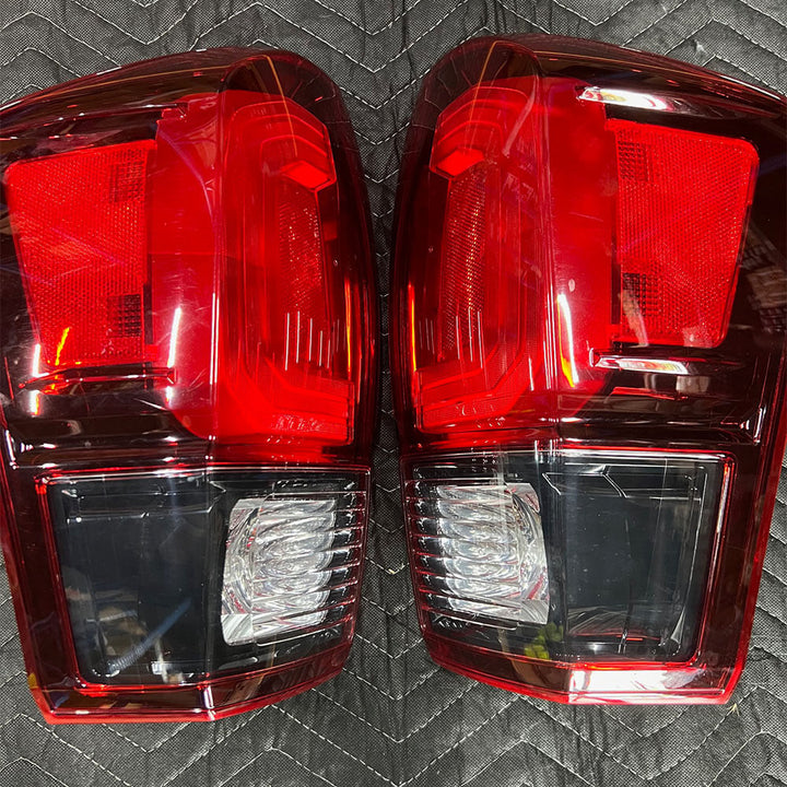 [OPEN BOX] Toyota Tacoma OEM Tail Lights