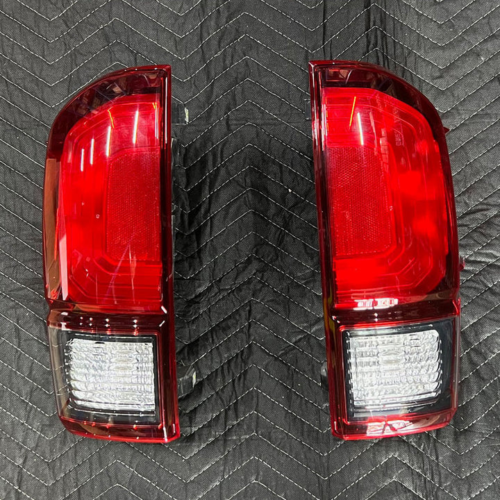 [OPEN BOX] Toyota Tacoma OEM Tail Lights