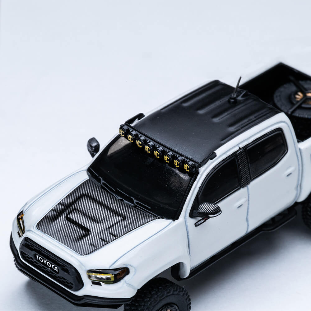 Toyota tacoma best sale diecast model