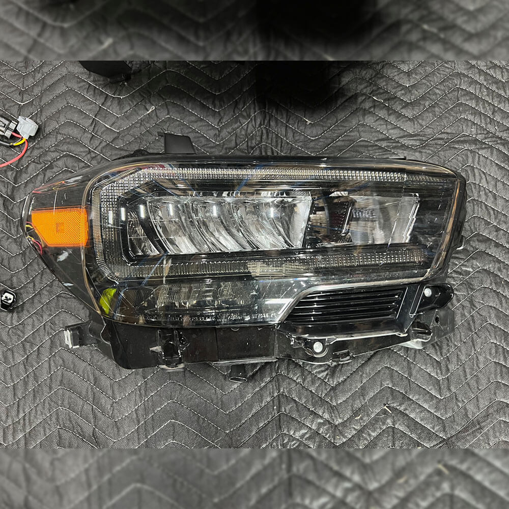 [OPEN BOX] 2016-2023 TCMBST Toyota Tacoma TRD Pro-Style LED Headlights Clear DRL