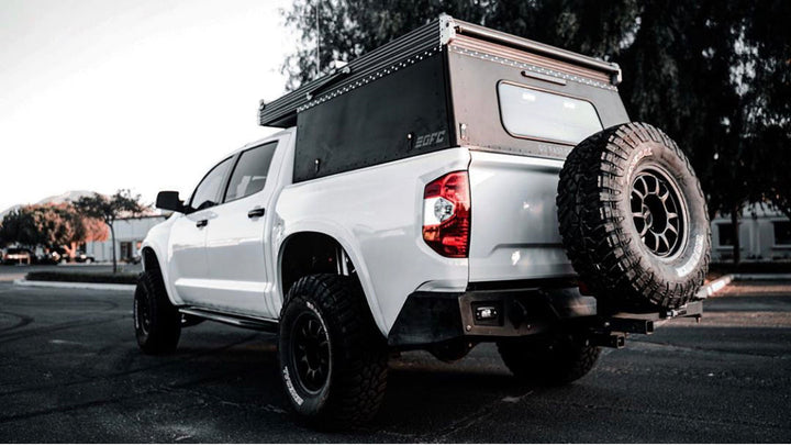 UltraSwing® Mega-Fit Spare Tire Hitch Mount