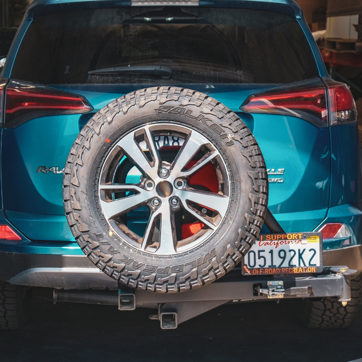 UltraSwing™ Multi-Fit Spare Tire Hitch Mount