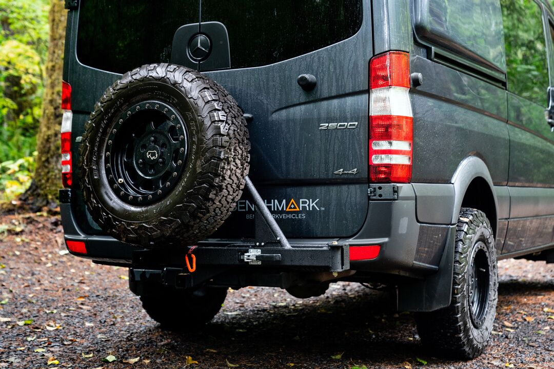 UltraSwing® Mega-Fit Spare Tire Hitch Mount