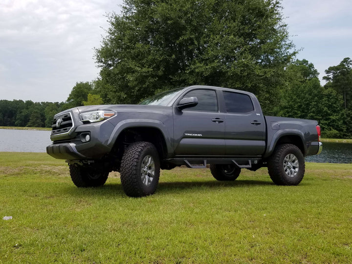 2005-2019 Magnum RT Steps ( Sold as a Pair)